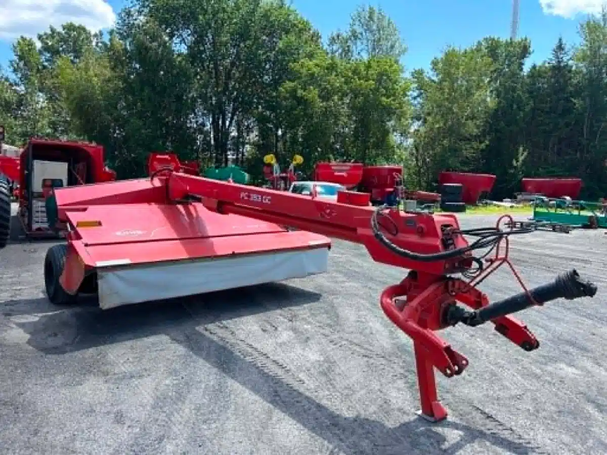 Gallery image 2 for 2012 Kuhn FC 353 GC Disc Mower Conditioner