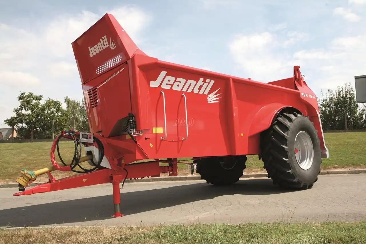 Gallery image 1 for 2023 Jeantil EVR 15-12 Manure Spreader