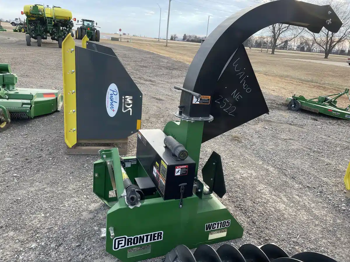 Gallery image 2 for Used 2022 Frontier WC1105 Wood Chipper