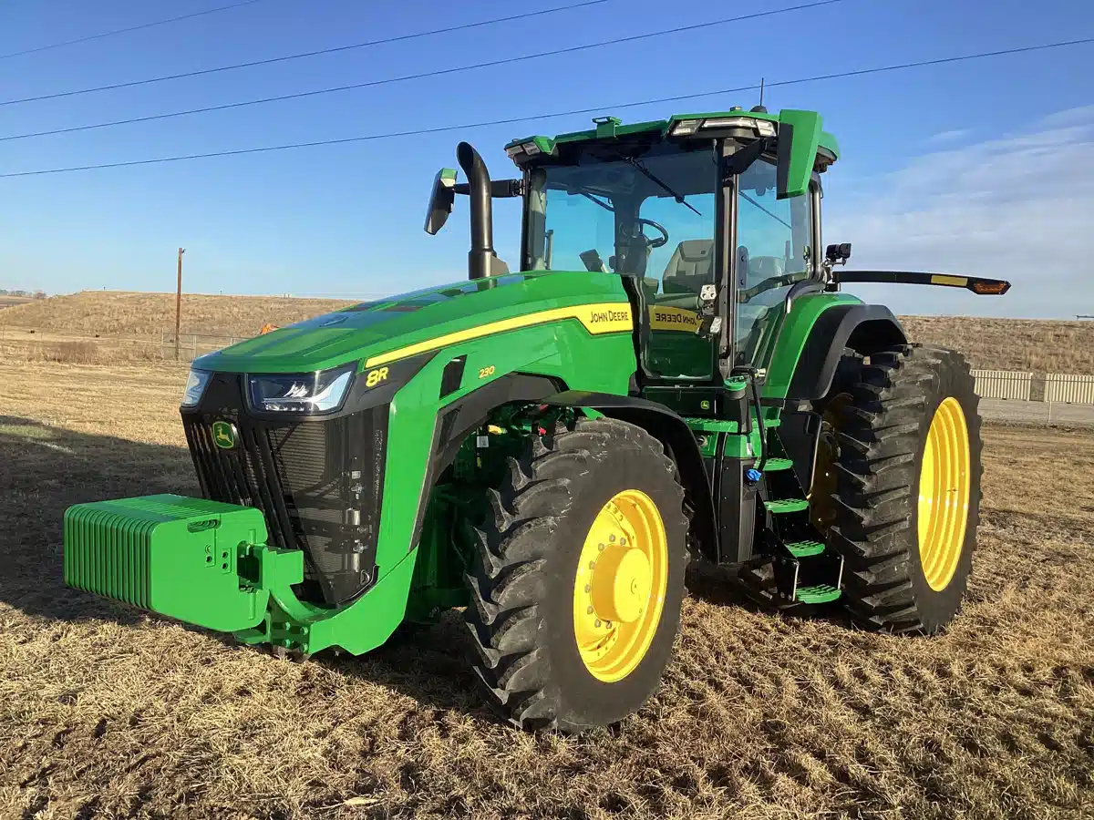 Gallery image 1 for Used 2023 John Deere 8R 230 Tractor