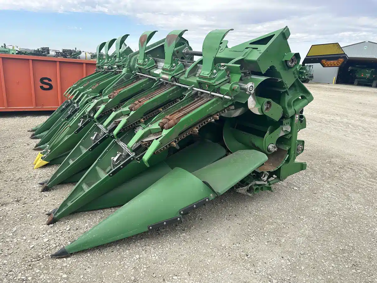 Gallery image 1 for Used 2023 John Deere C12F Header - Row Crop