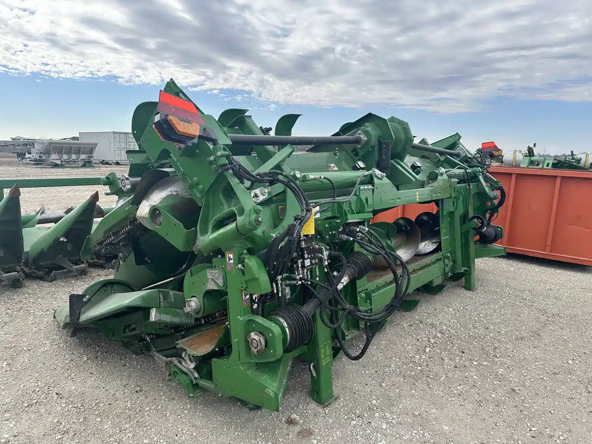 Gallery image 2 for Used 2023 John Deere C12F Header - Row Crop