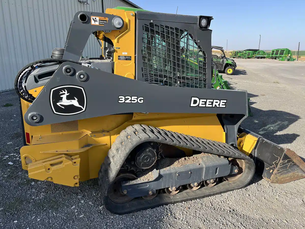 Gallery image 1 for Used 2023 John Deere 325G Track Loader