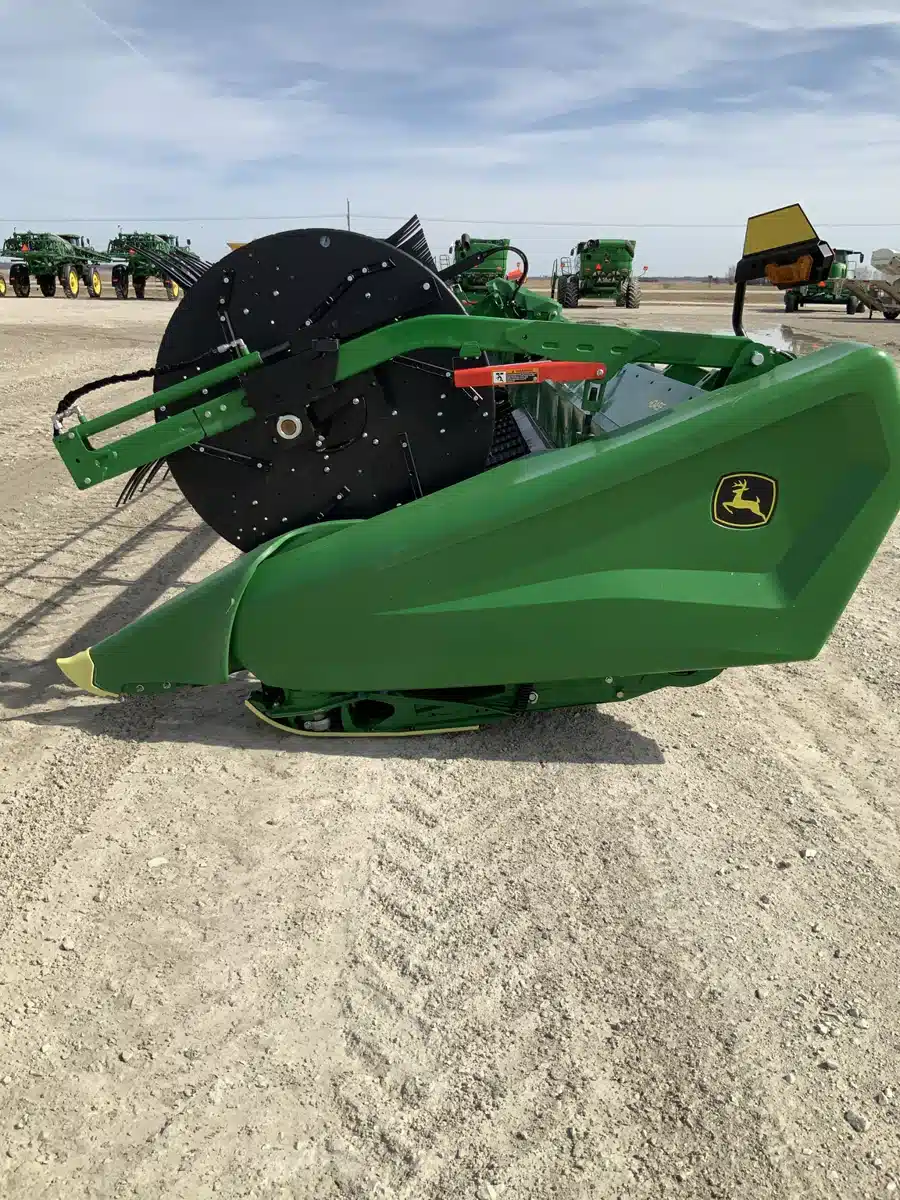 Gallery image 2 for Used 2023 John Deere HD45F Header Combine