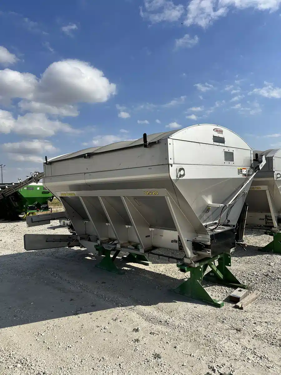 Gallery image 1 for Used 2023 John Deere DS20 Spreader - Broadcast