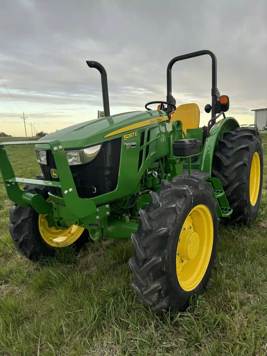 Used 2023 John Deere 5067E Tractor | AgDealer