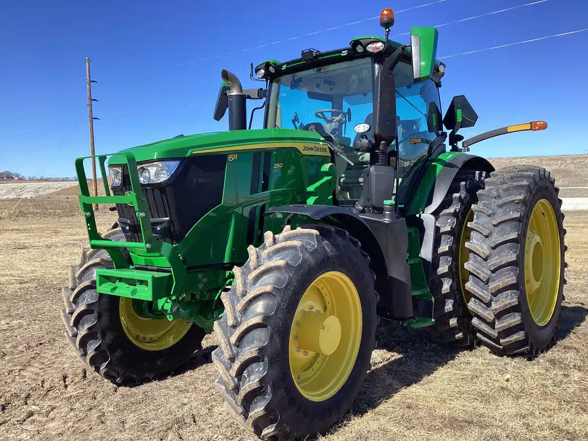 Gallery image 2 for Used 2024 John Deere 6R 250 Tractor