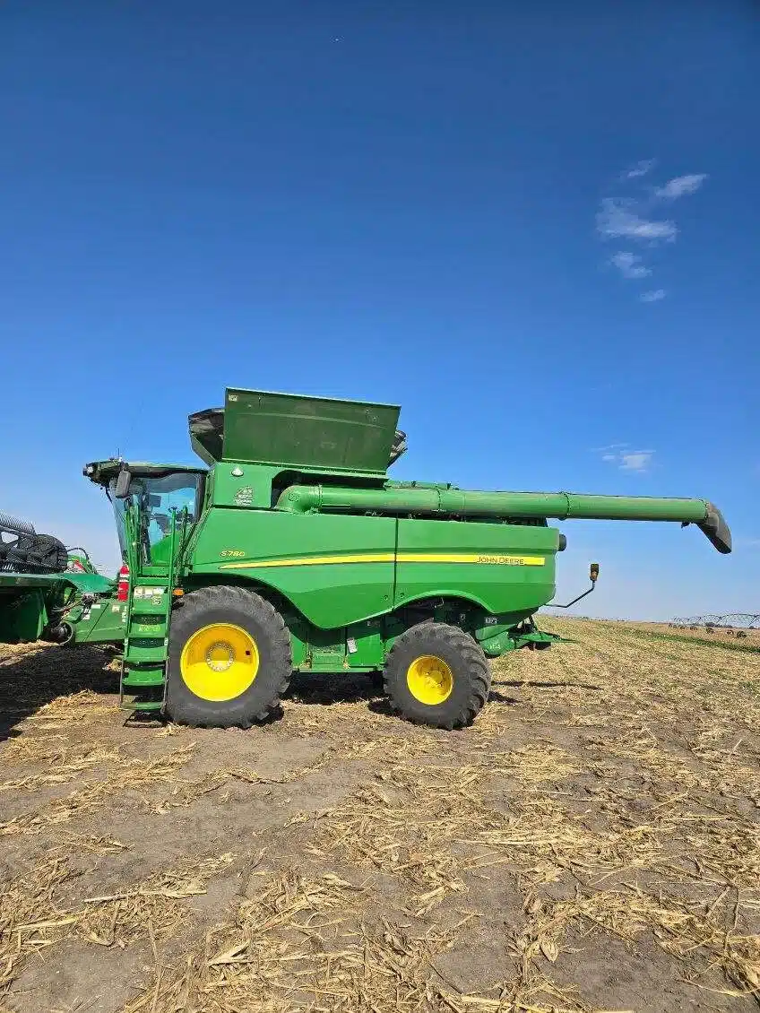 Gallery image 1 for Used 2022 John Deere S780 Combine