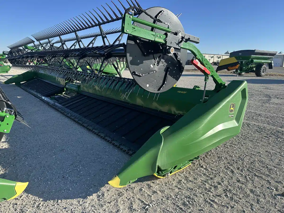 Gallery image 1 for Used 2024 John Deere HD45F Header Combine