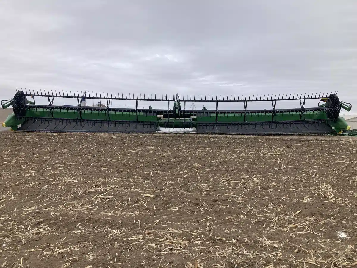 Gallery image 2 for Used 2024 John Deere HD45F Header Combine