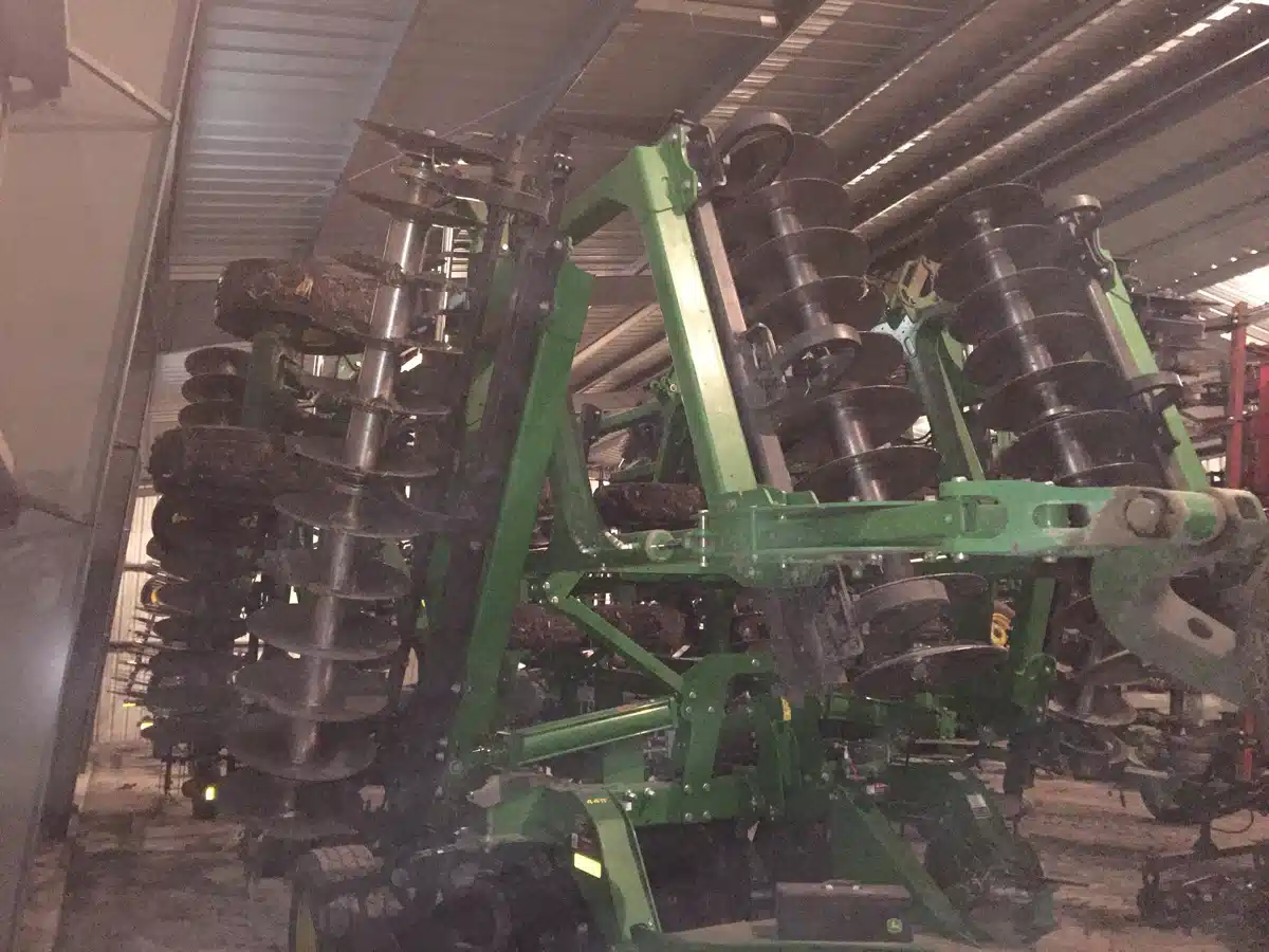 Gallery image 1 for Used 2021 John Deere 2633 Disc