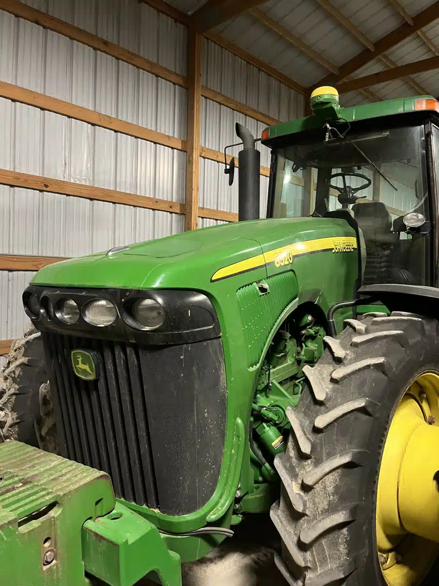 Gallery image 1 for Used 2005 John Deere 8520 Tractor