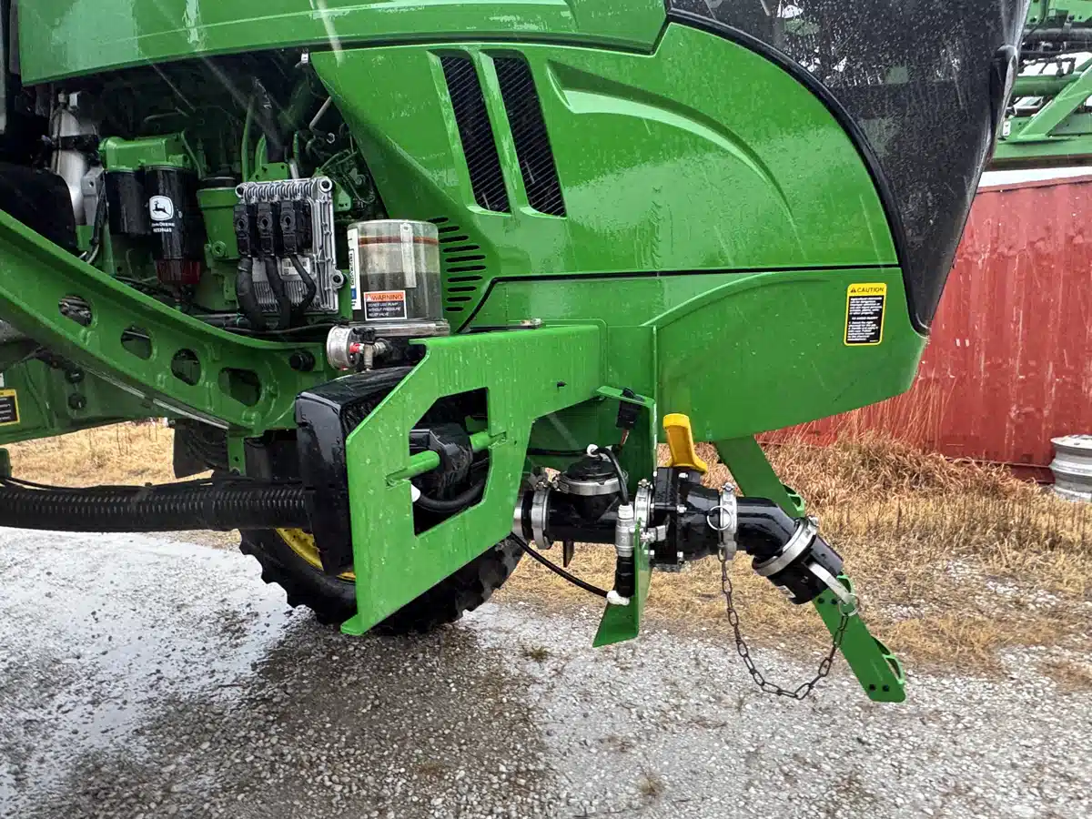 Gallery image 2 for Used 2024 John Deere 616R Sprayer - Self Propelled