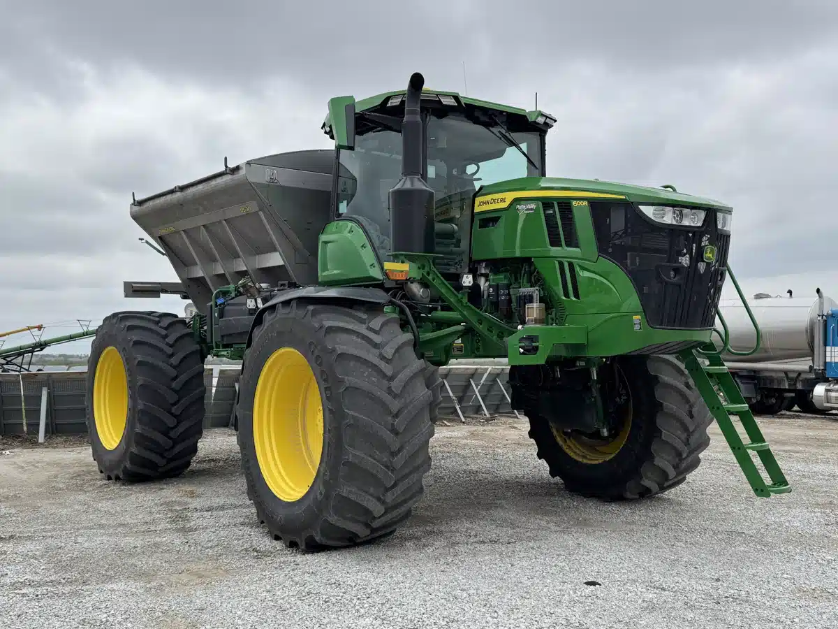 Gallery image 1 for Used 2024 John Deere 600R Sprayer - Self Propelled