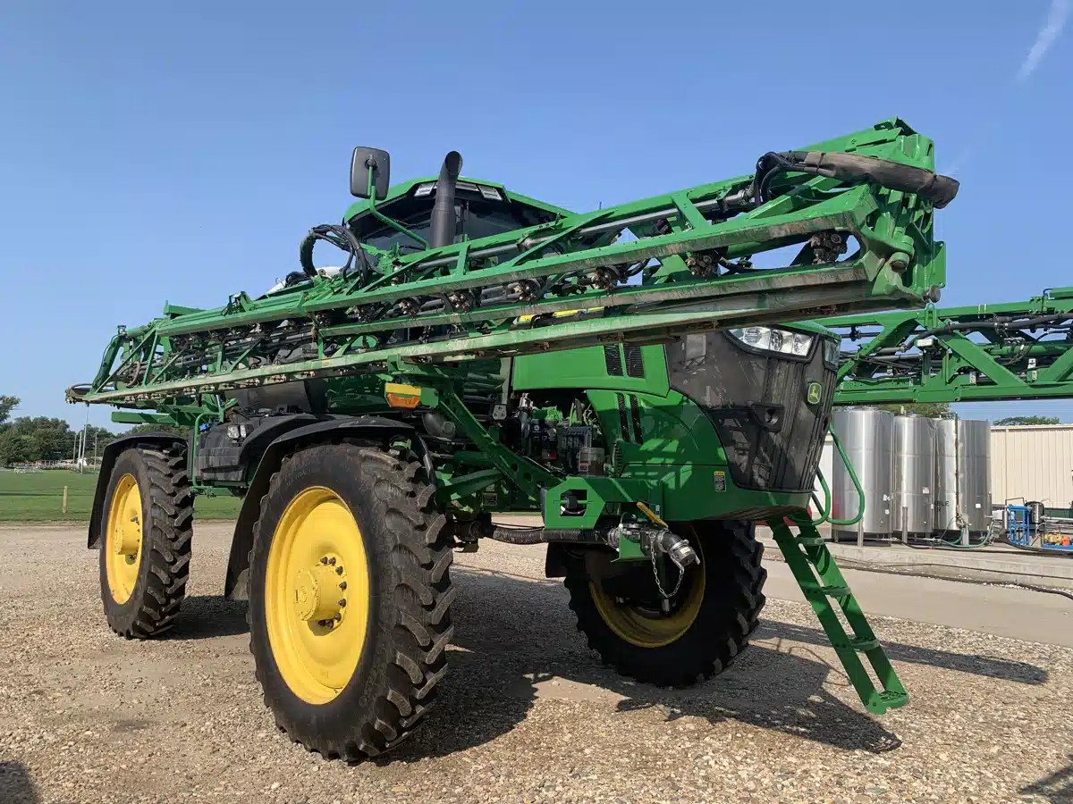 Gallery image 2 for Used 2024 John Deere 616R Sprayer - Self Propelled