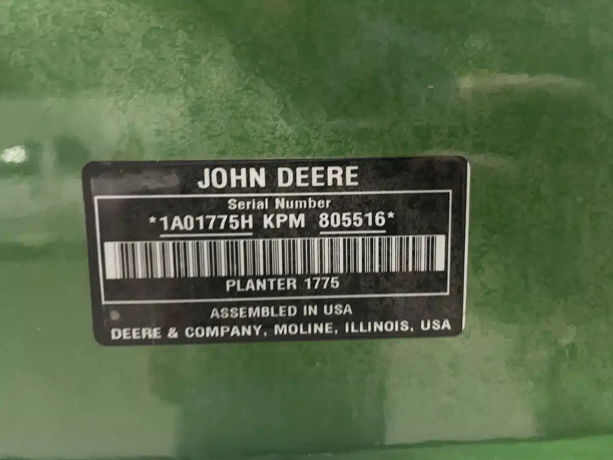 Gallery image 2 for Used 2024 John Deere 1775NT Planter