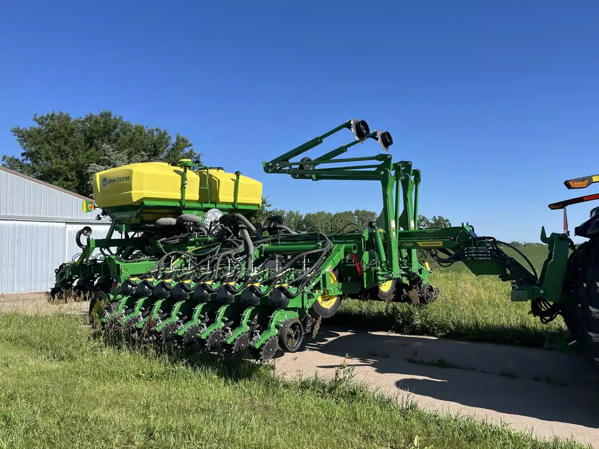 Gallery image 1 for Used 2024 John Deere 1795 Planter