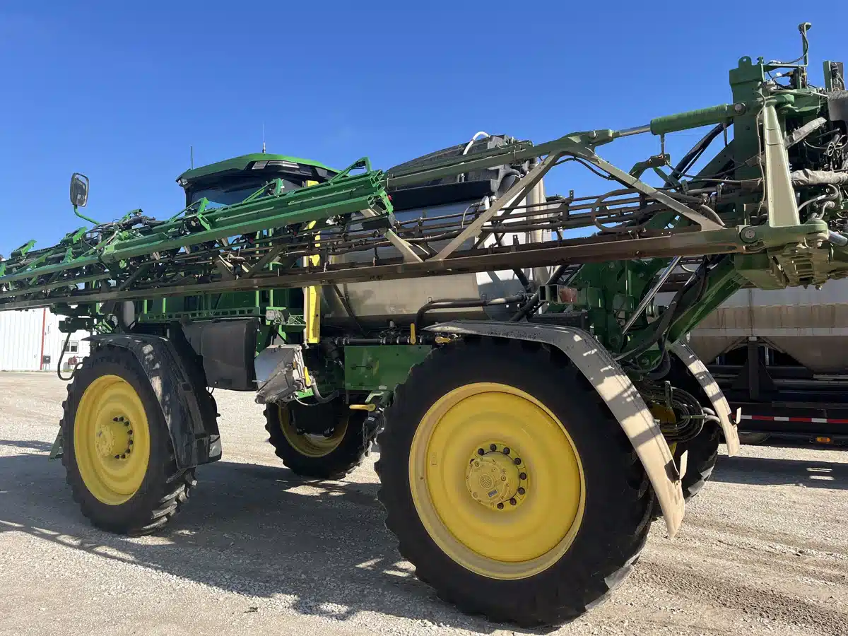 Gallery image 2 for Used 2025 John Deere 612R Sprayer - Self Propelled