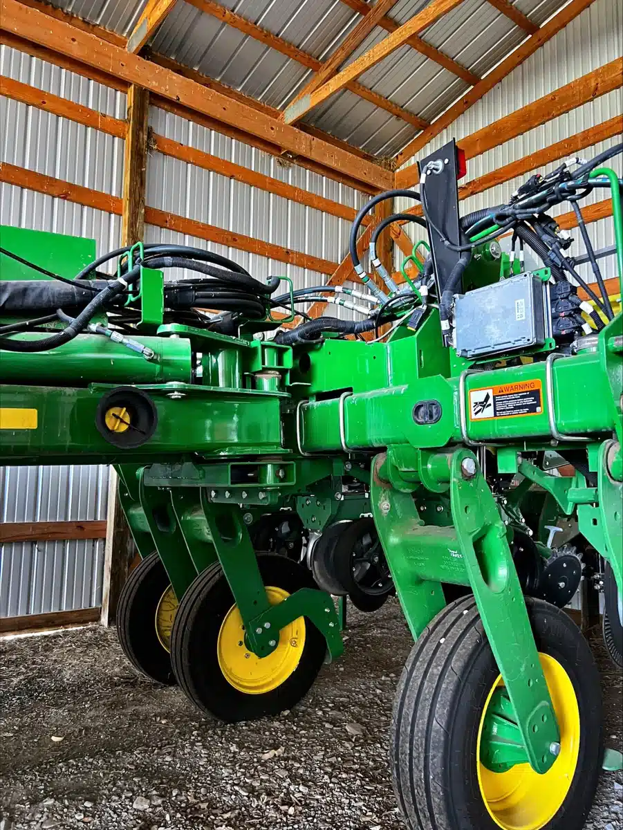 Gallery image 2 for Used 2024 John Deere 1775 Planter