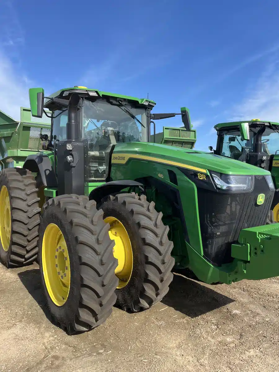 Gallery image 1 for Used 2025 John Deere 8R 410 Tractor