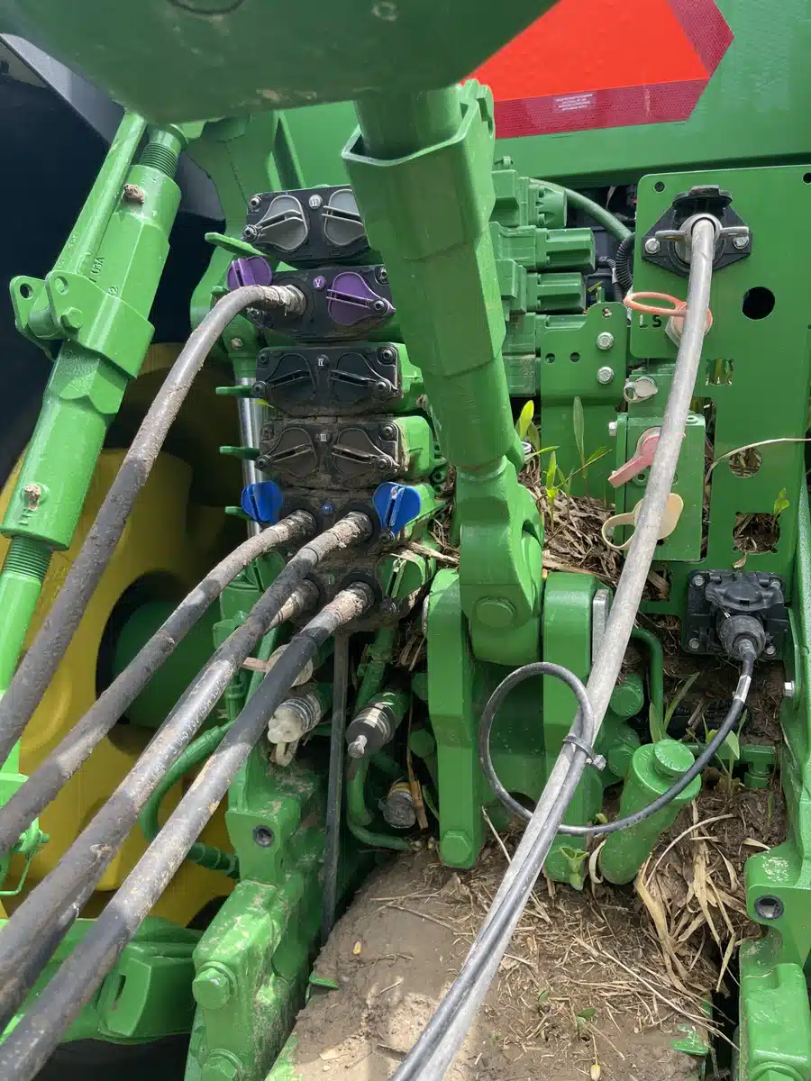 Gallery image 2 for Used 2023 John Deere 8R 410 Tractor