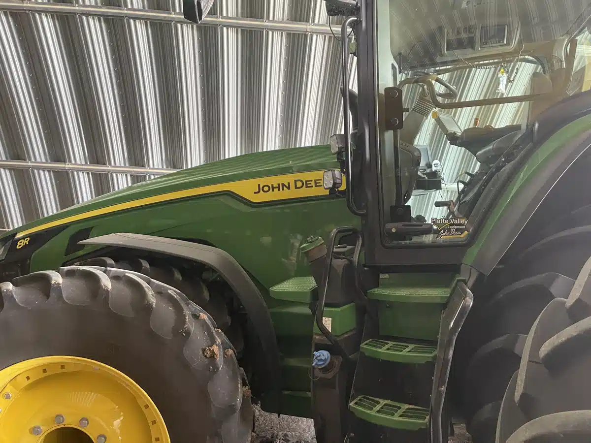 Gallery image 2 for Used 2023 John Deere 8R 410 Tractor