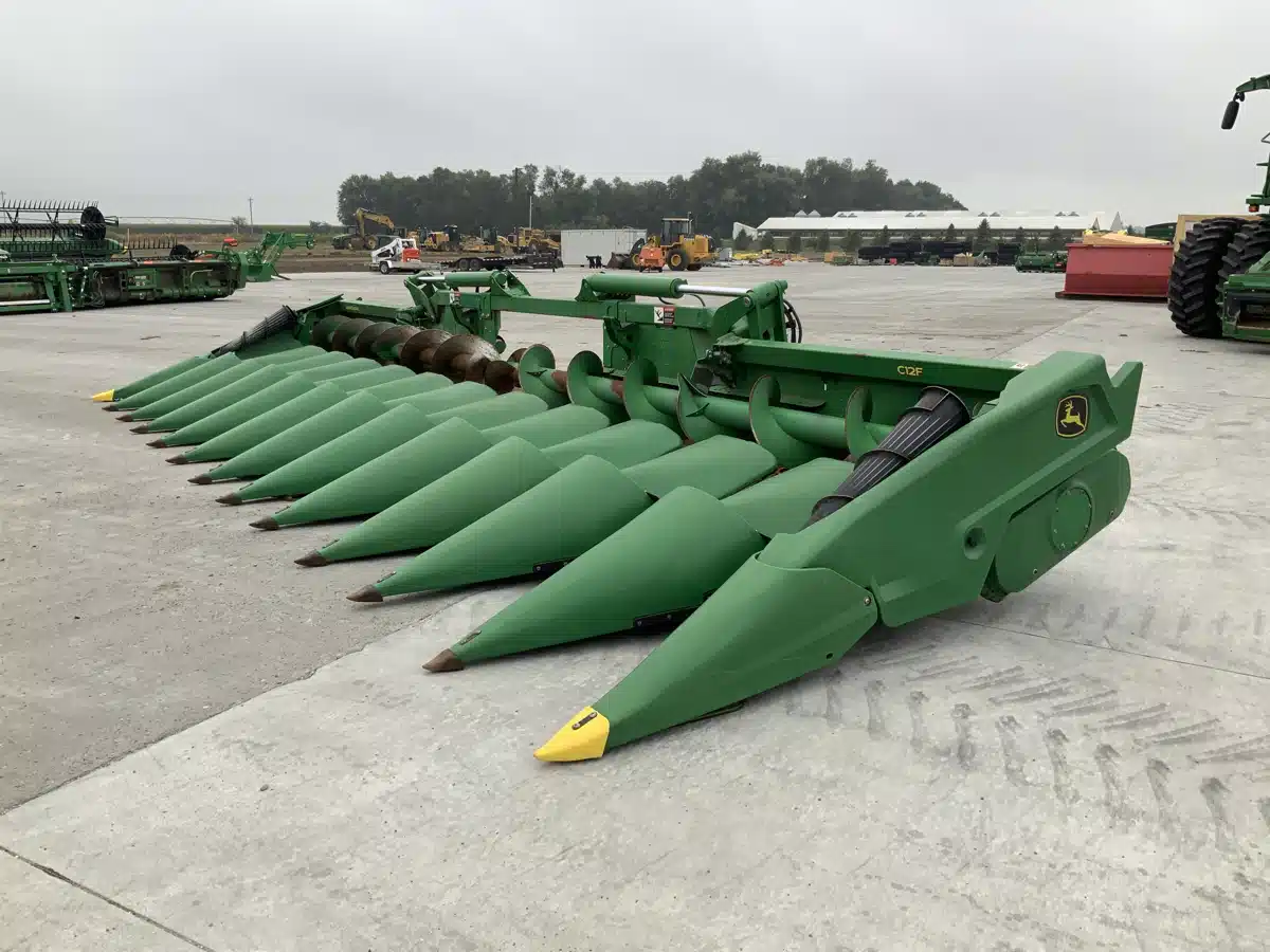 Gallery image 1 for 2021 John Deere C12F Header - Row Crop