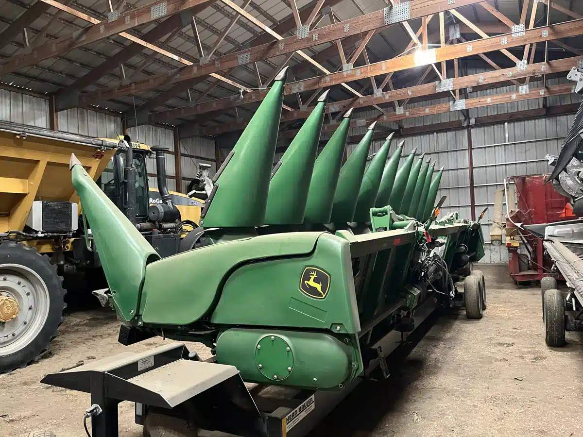 Gallery image 1 for Used 2018 John Deere 712FC Header - Row Crop