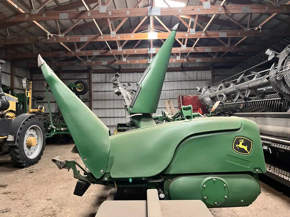 Gallery image 2 for Used 2018 John Deere 712FC Header - Row Crop