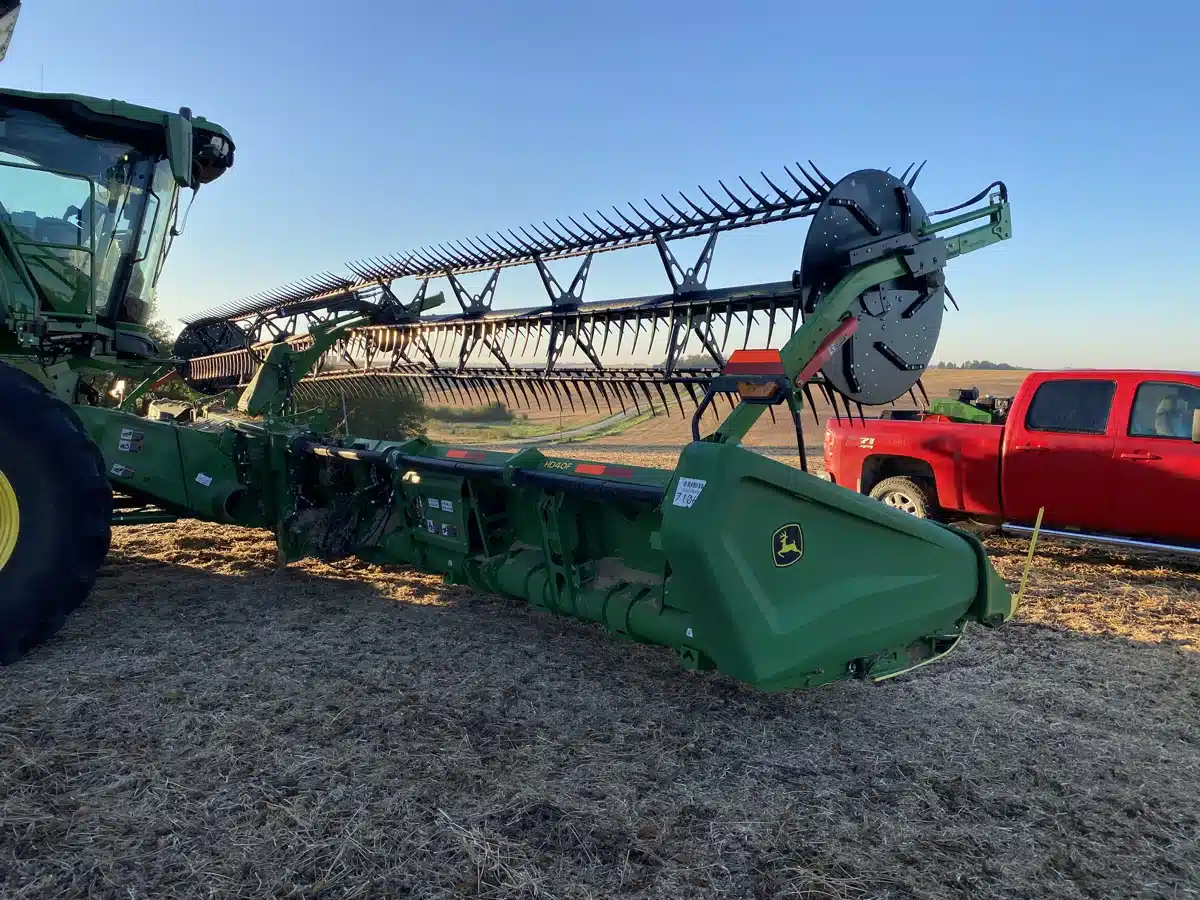 Used 2023 John Deere HD40F Header - Draper