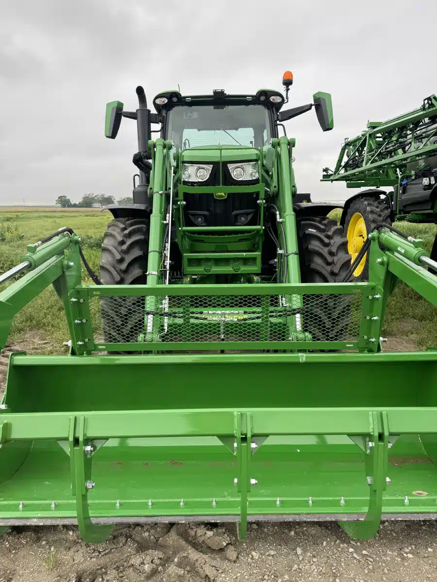 Gallery image 2 for Used 2024 John Deere 6R 195 Tractor