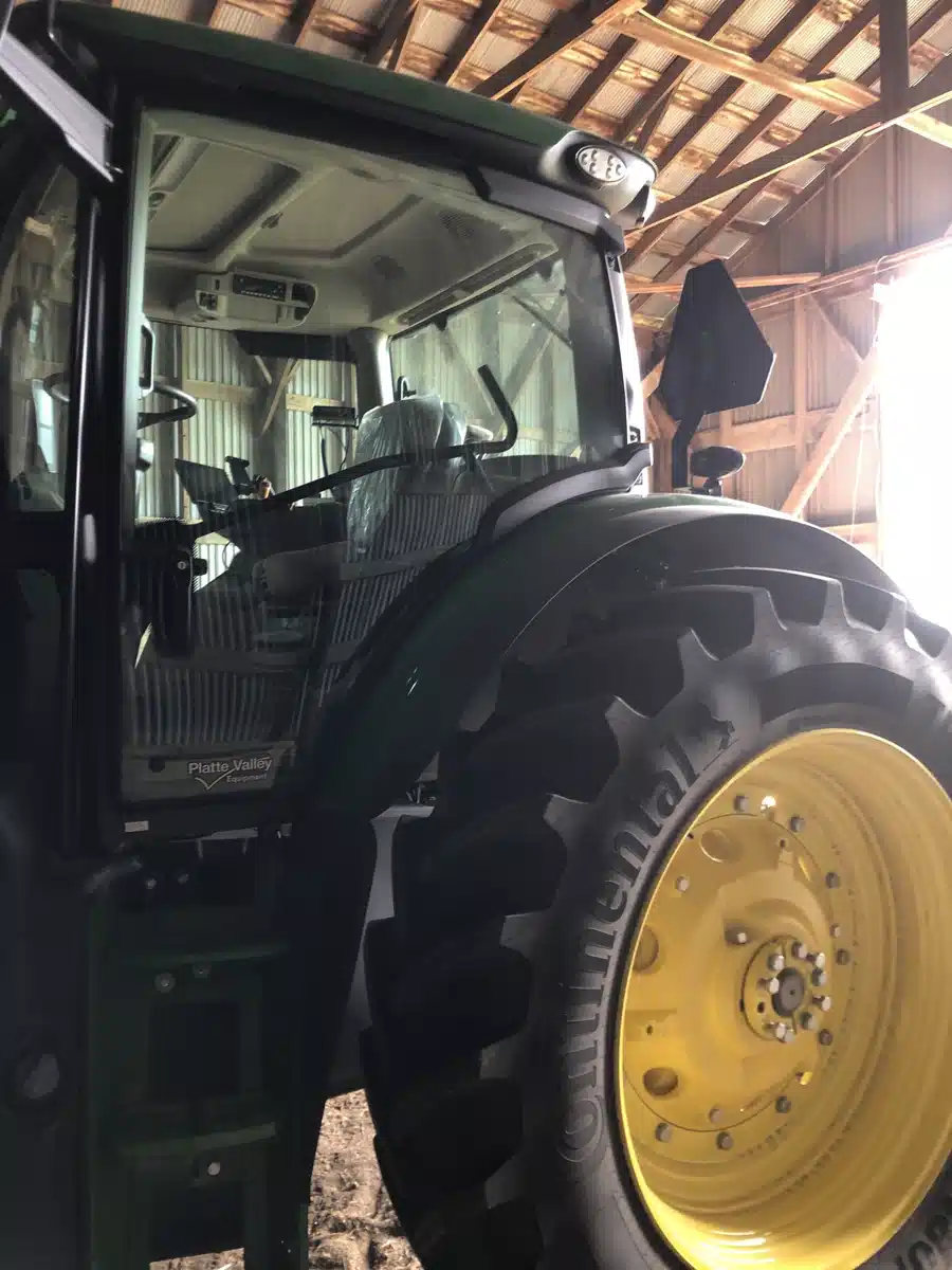 Gallery image 2 for 2025 John Deere 6R 165 Tractor