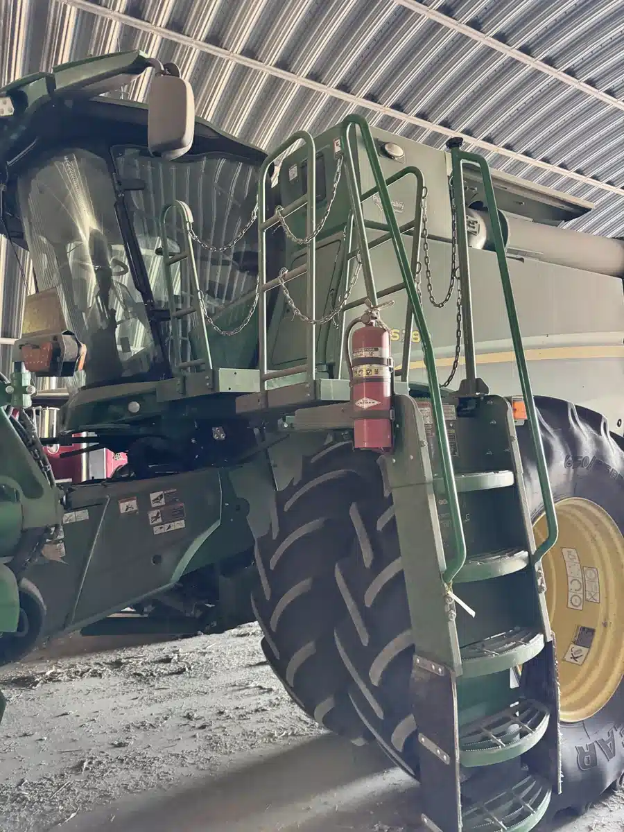 Used 2023 John Deere S780 Combine