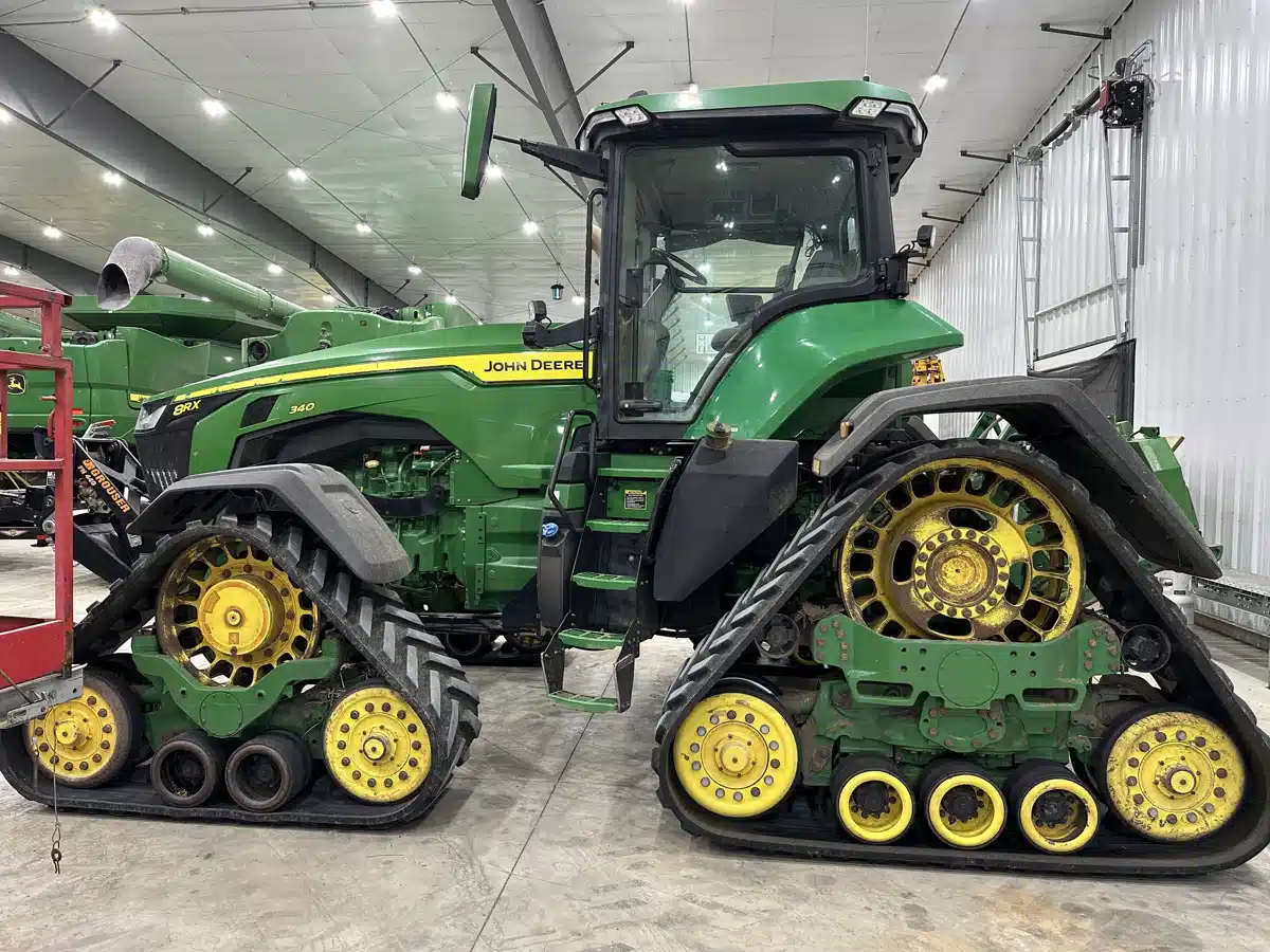 Gallery image 2 for Used 2020 John Deere 8RX 340 Tractor