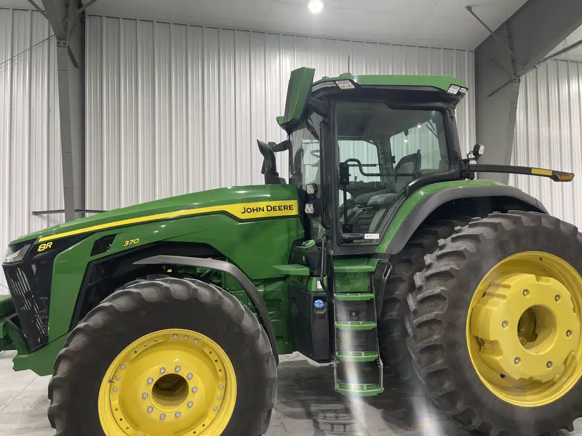 Used 2020 John Deere 8R 370 Tractor