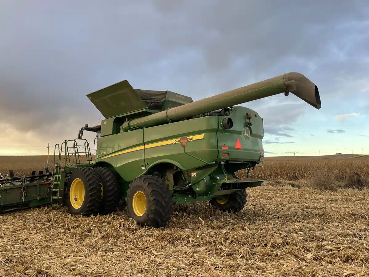 Gallery image 2 for Used 2020 John Deere S770 Combine