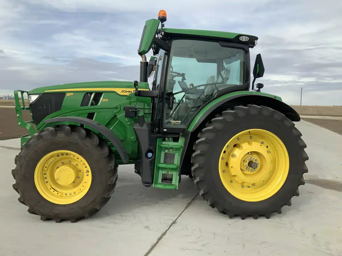 Gallery image 2 for 2024 John Deere 6R 155 Tractor