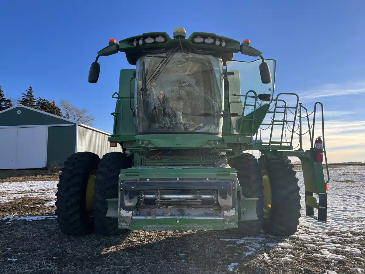 Gallery image 2 for Used 2020 John Deere S770 Combine