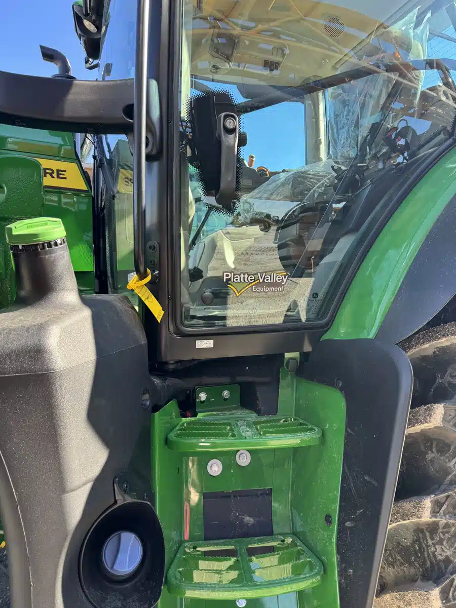 Gallery image 2 for 2024 John Deere 6R 130 Tractor