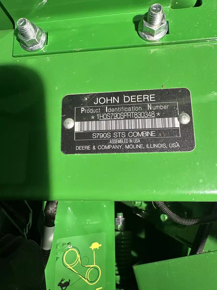 Gallery image 2 for 2024 John Deere S790 Combine