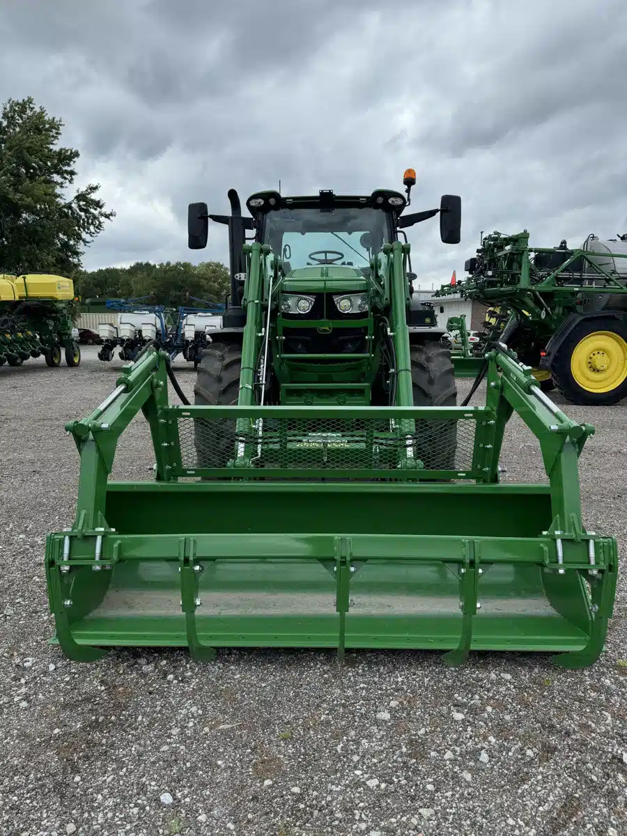 Gallery image 2 for Used 2023 John Deere 6R 155 Tractor
