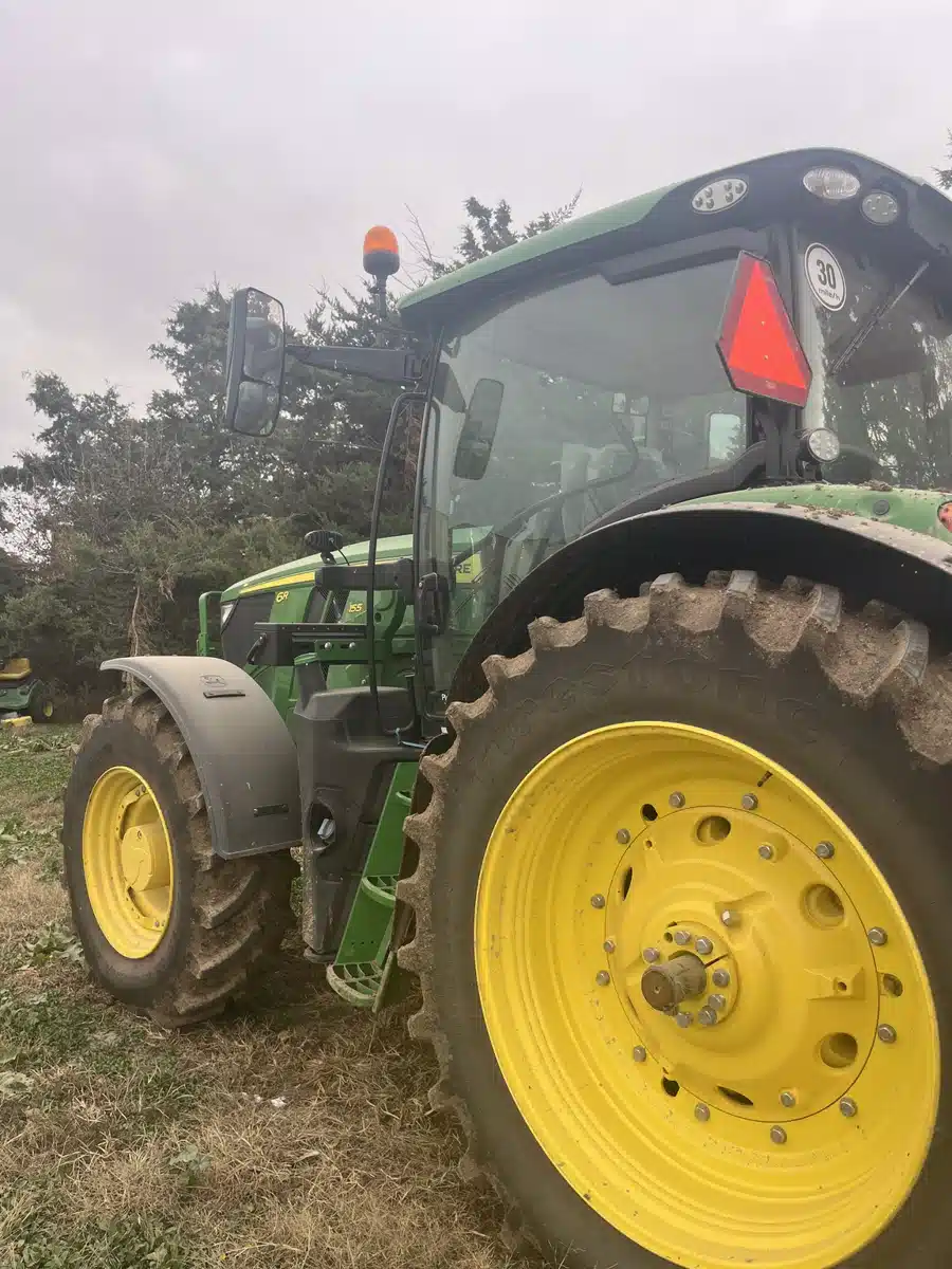 Gallery image 2 for 2025 John Deere 6R 155 Tractor