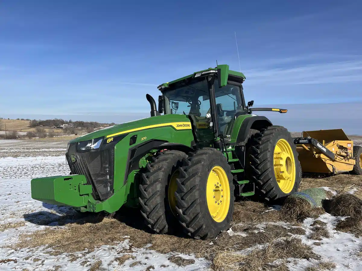 Photo de la Galerie 1 pour 2025 John Deere 8R 370 Tracteur