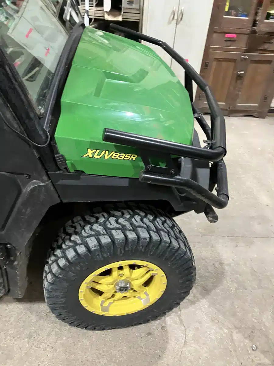 Gallery image 2 for 2024 John Deere XUV 835R Utility Vehicle
