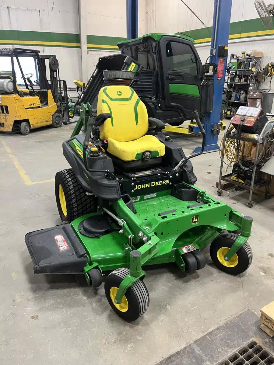 2024 John Deere Z950R Mower - Zero Turn