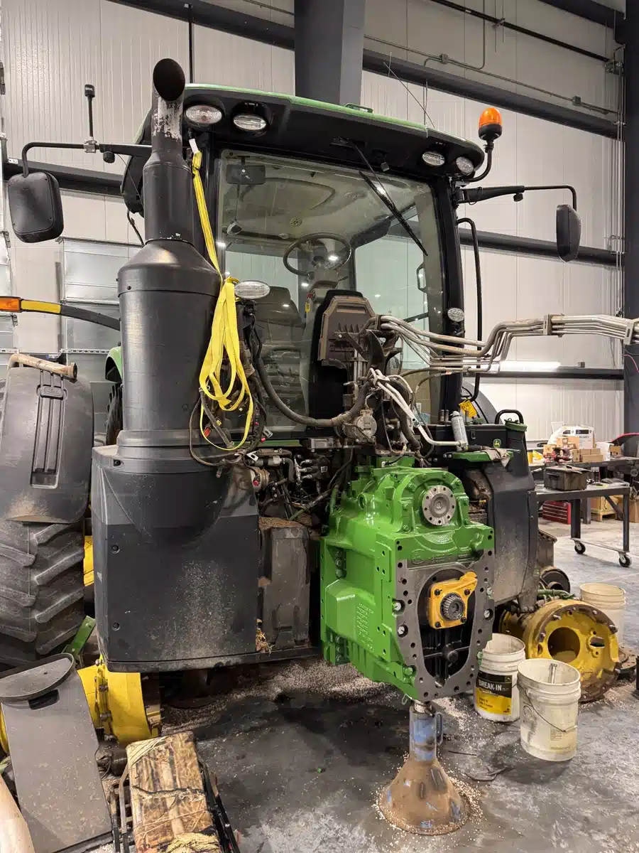 Gallery image 2 for 2015 John Deere 8345R Tractor