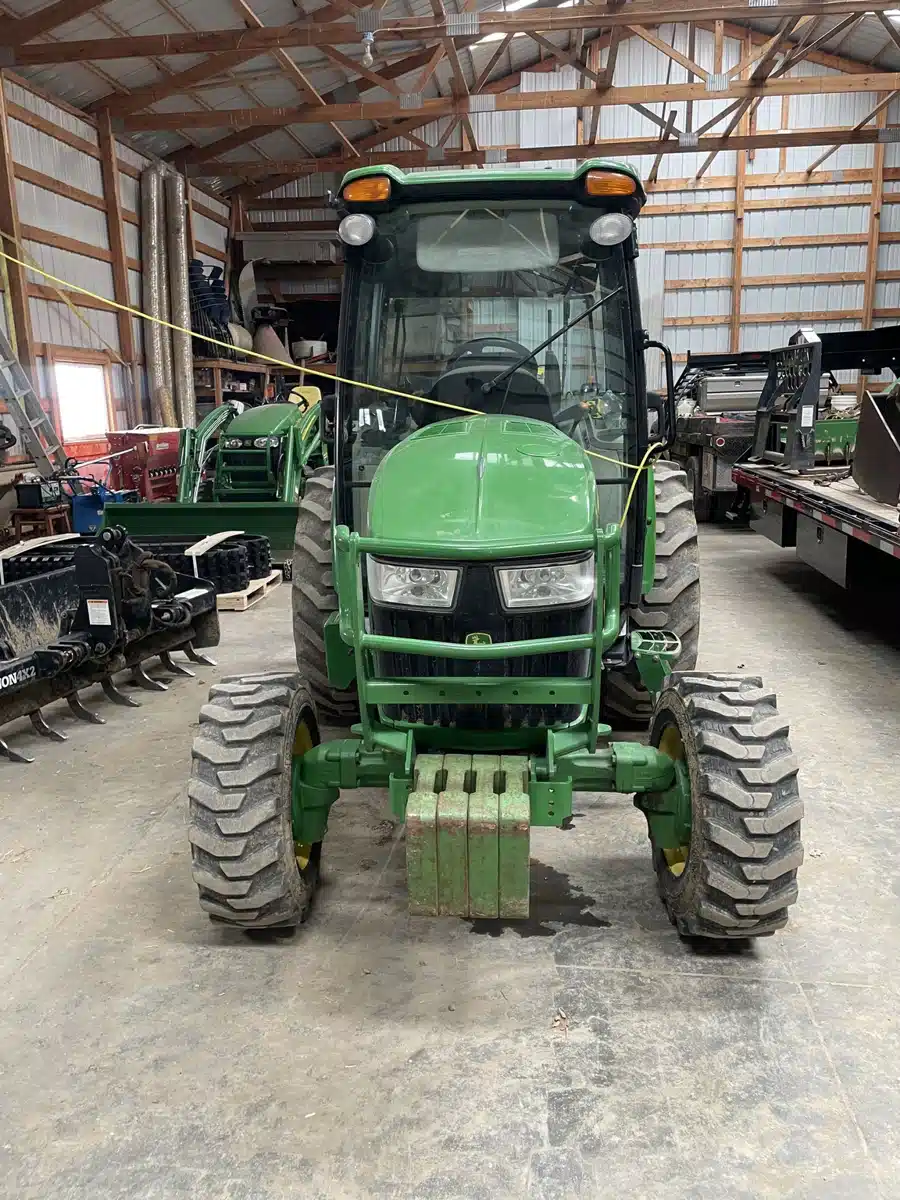 Gallery image 2 for 2022 John Deere 4066R Tractor