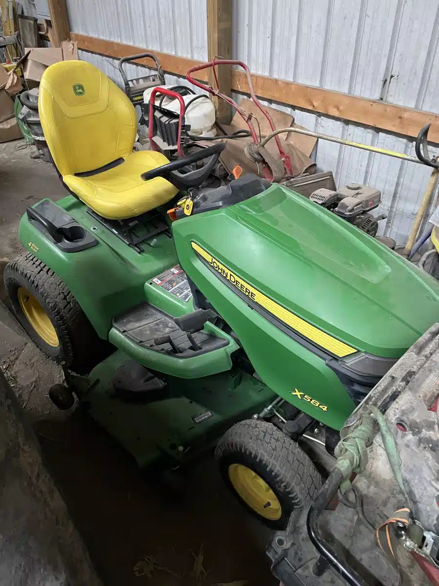 Gallery image 1 for 2023 John Deere X584 Lawn Tractor