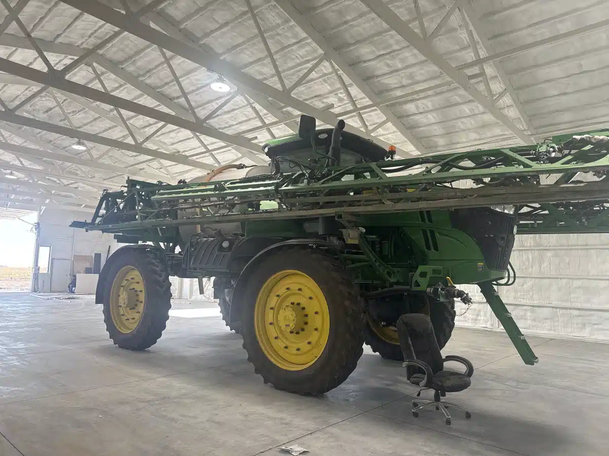 Gallery image 1 for 2021 John Deere 4060 Sprayer - Self Propelled