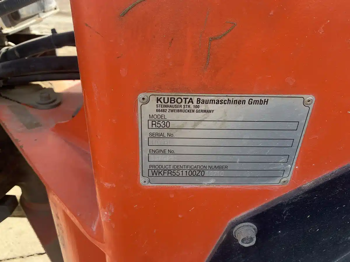 Gallery image 2 for 2016 Kubota R530 Tractor Loader